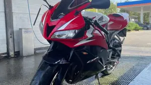 Honda CBR 600 RR (2009 - 12)  (5)
