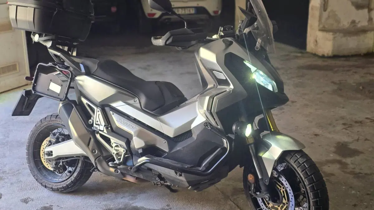 Honda X-ADV 750 Travel Edition (2018 - 20)  (2)