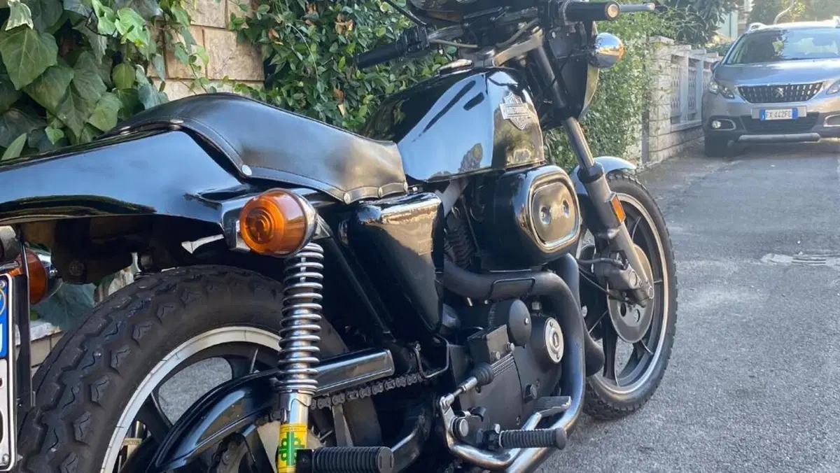 Harley-Davidson   (5)