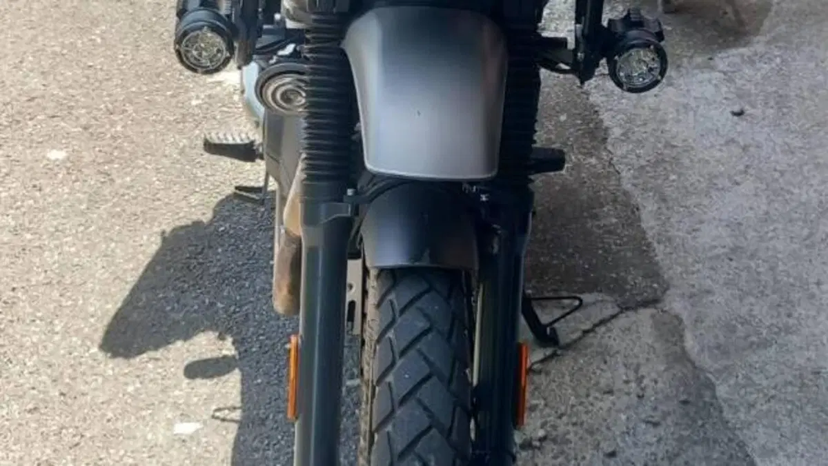 Royal Enfield Himalayan 411 (2021 - 24)  (2)