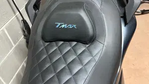 Yamaha T-Max 560 Tech Max (2022 - 24)  (6)
