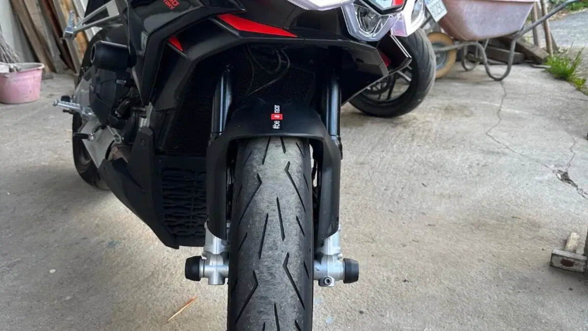 Aprilia Tuono 660 Factory (2022 - 24)  (6)