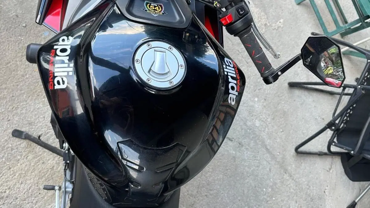 Aprilia Tuono 660 Factory (2022 - 24)  (8)