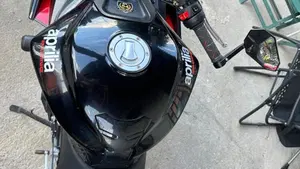Aprilia Tuono 660 Factory (2022 - 24)  (8)
