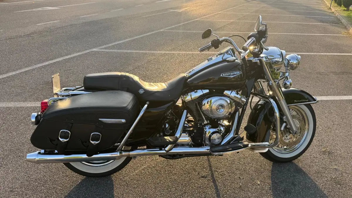 Harley-Davidson 1450 Road King (2002 - 04) - FLHRI  (2)