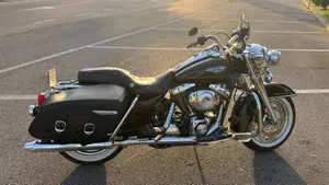 Harley-Davidson 1450 Road King (2002 - 04) - FLHRI  (2)