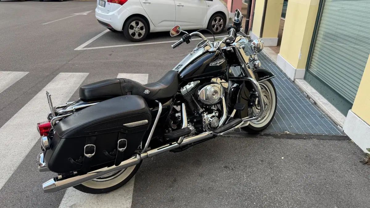 Harley-Davidson 1450 Road King (2002 - 04) - FLHRI  (6)