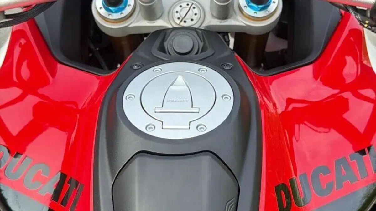Ducati Multistrada V4 Pikes Peak (2021 - 24)  (10)