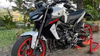 Yamaha MT-09 (2017 - 20) usata