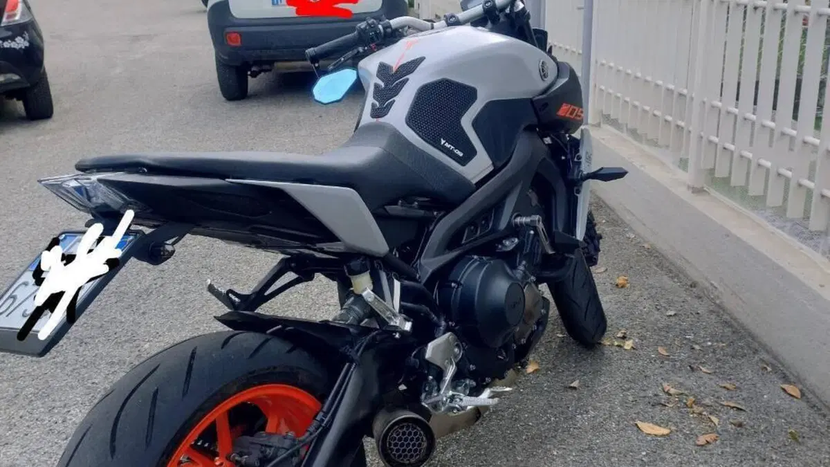 Yamaha MT-09 (2017 - 20)  (6)