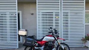 Moto Guzzi V85 TT (2024 - 26) 