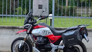 Moto Guzzi V85 TT (2024 - 26)  (2)
