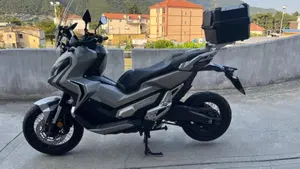 Honda X-ADV 750 (2018 - 20)  (3)