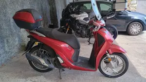Honda SH 150i (2017 - 19)  (2)