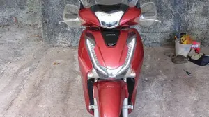 Honda SH 150i (2017 - 19)  (3)