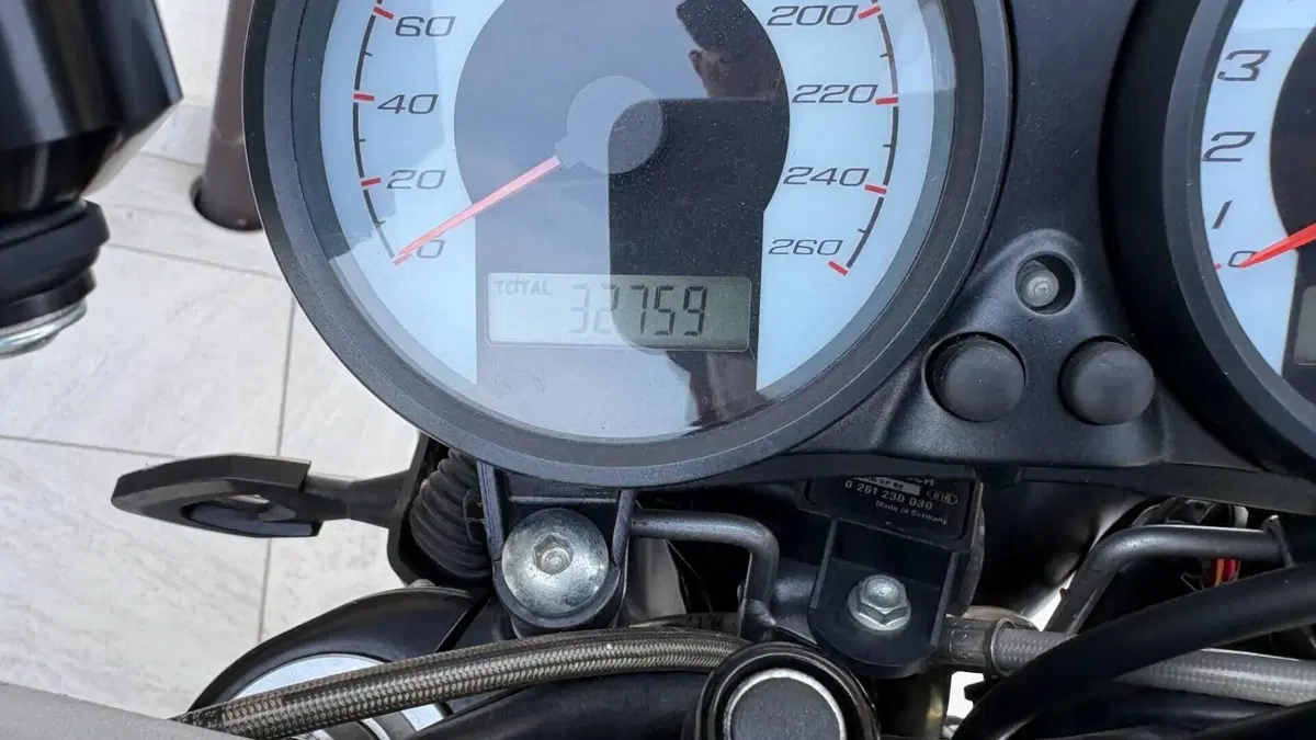 Ducati Monster S4R Testastretta  (2)