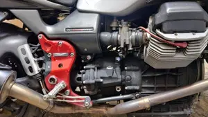 Moto Guzzi V11 Le Mans (2001 - 06)  (5)
