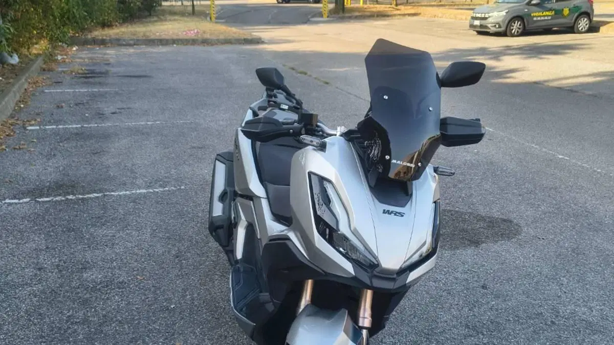 Honda ADV 350 (2022 - 24)  (4)