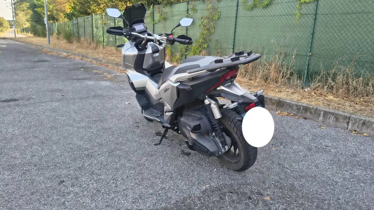 Honda ADV 350 (2022 - 24)  (8)