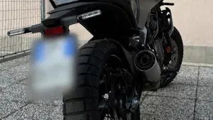 Husqvarna Svartpilen 401 (2024 - 26)  (4)