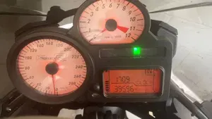 Bmw K 1200 R  (2)