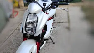 Kawasaki ER-6N (2006 - 09)  (4)