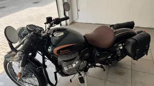 Royal Enfield Classic 350 (2021 - 26)  (8)