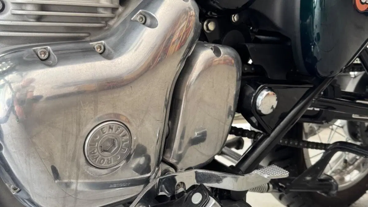 Royal Enfield Classic 350 (2021 - 26)  (11)