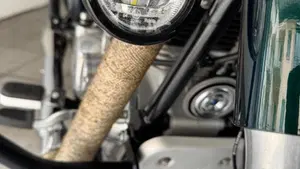Royal Enfield Classic 350 (2021 - 26)  (13)
