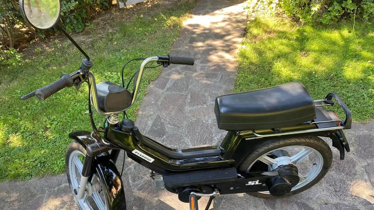 Piaggio   (6)