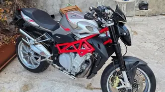 MV Agusta Brutale 1090 R (2012 - 15) usata