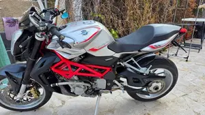 MV Agusta Brutale 1090 R (2012 - 15)  (2)