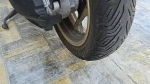 Yamaha X-Max 300 Tech Max (2021 - 24)  (7)