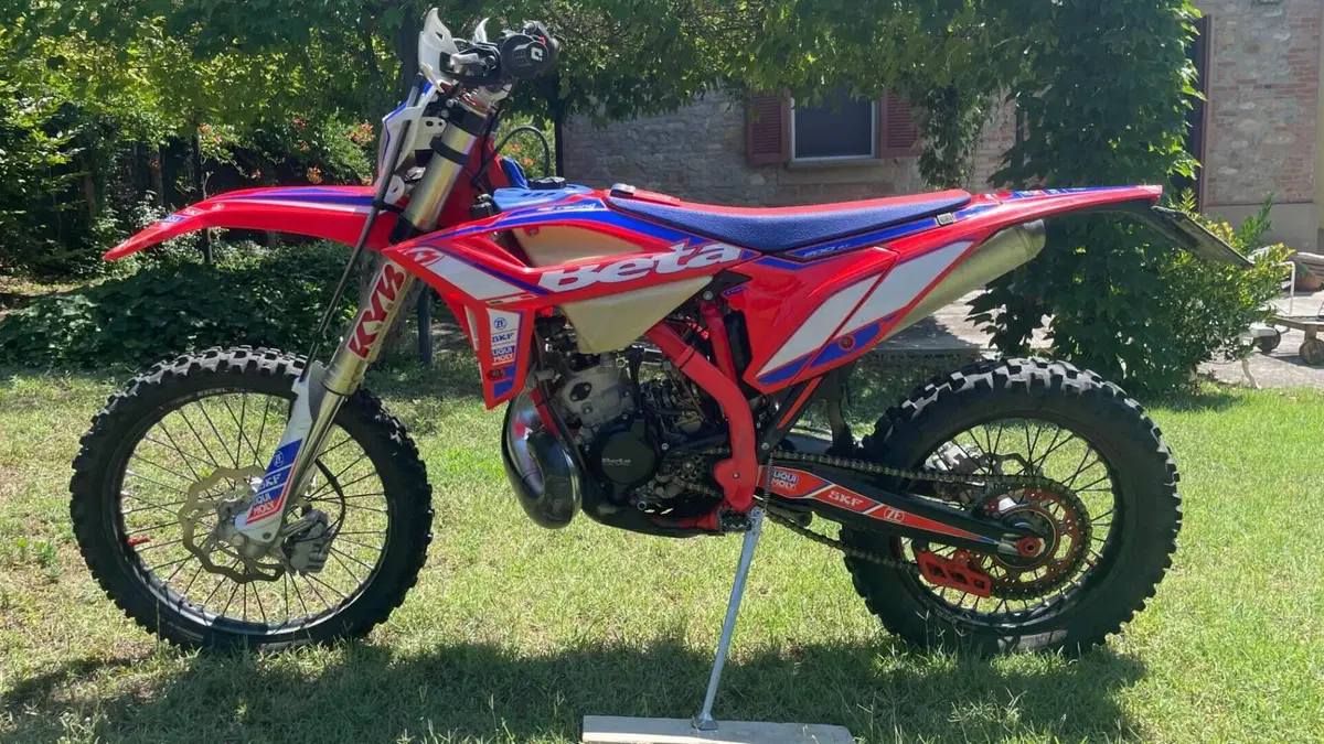 Betamotor RR 200 2T Enduro Racing (2021)  (3)
