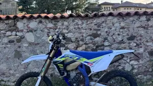 Sherco 300 SEF Factory (2020)  (4)