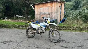 Husqvarna TE 300 (2024)  (7)