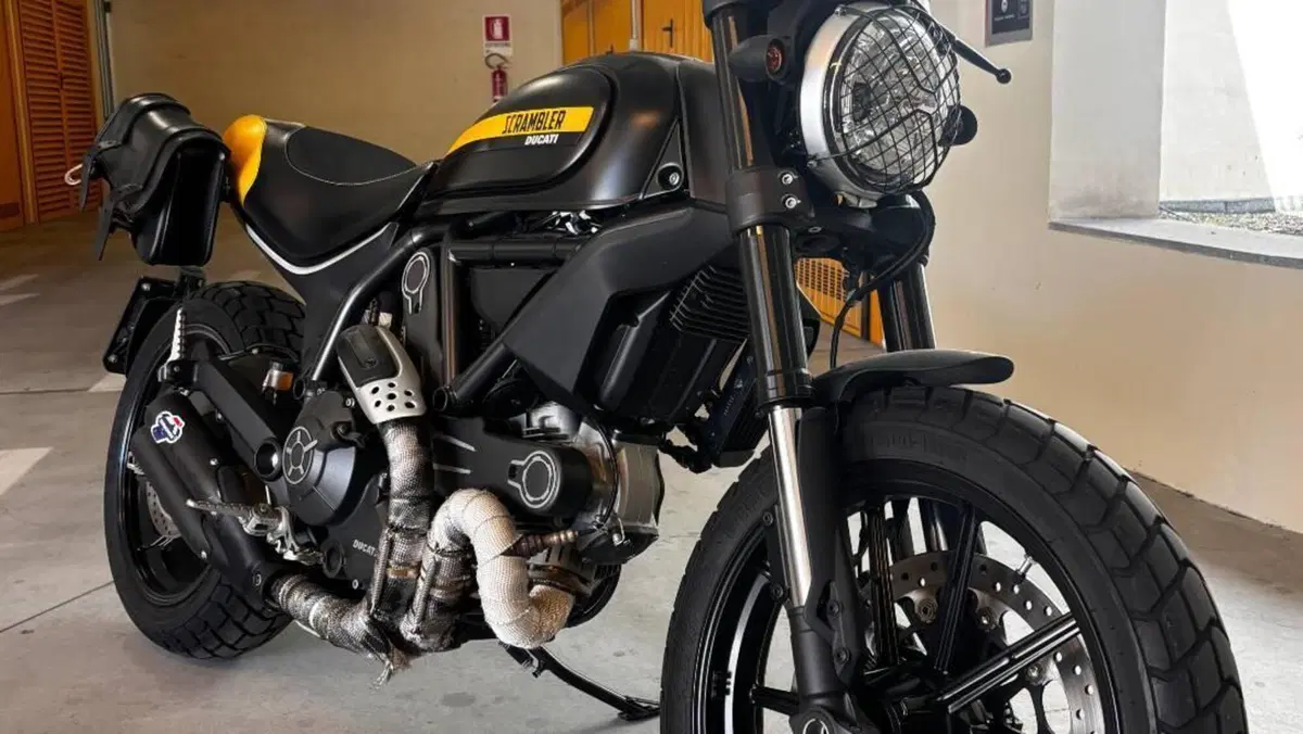 Ducati Scrambler 800 Full Throttle (2015 - 16)  (3)