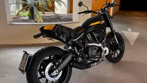 Ducati Scrambler 800 Full Throttle (2015 - 16)  (4)