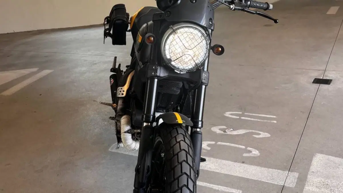 Ducati Scrambler 800 Full Throttle (2015 - 16)  (8)
