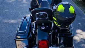 Harley-Davidson 1584 Electra Glide Ultra Classic (2008 - 13) - FLHTCU  (2)