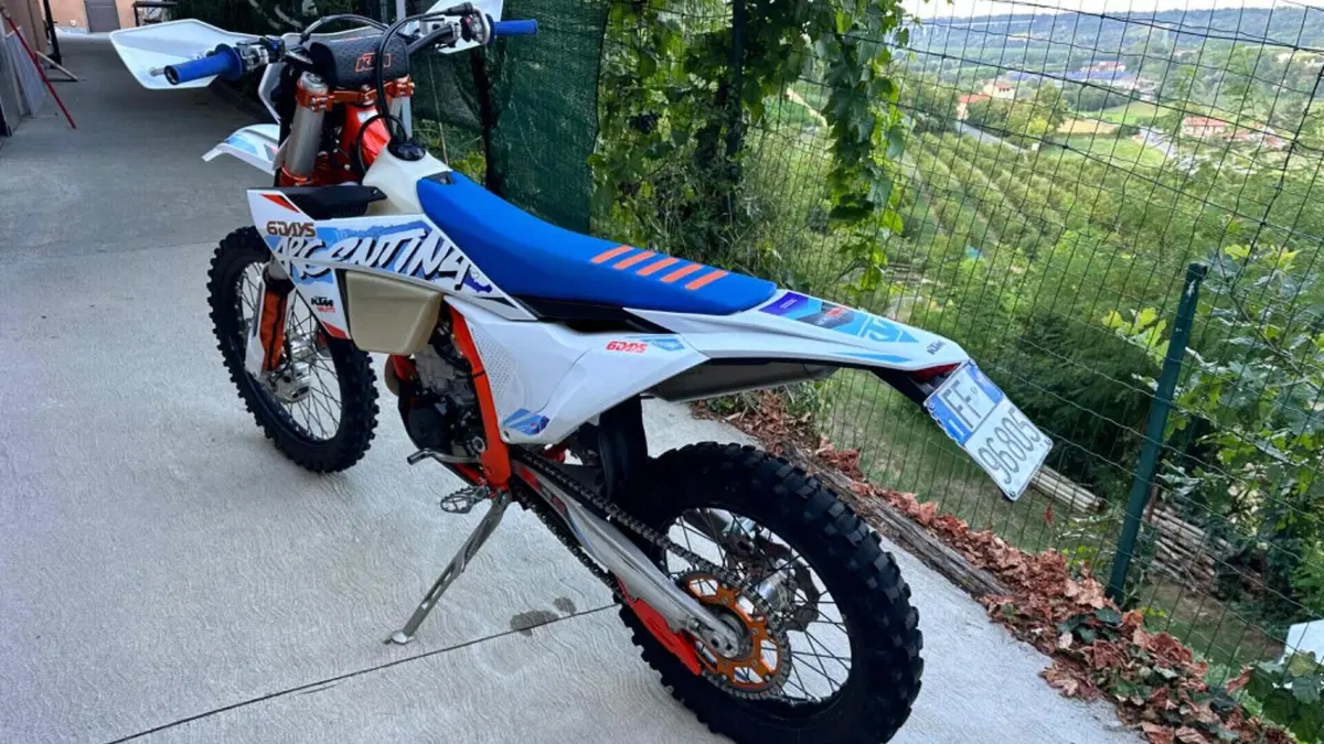 KTM 450 EXC-F Six Days (2024)  (2)