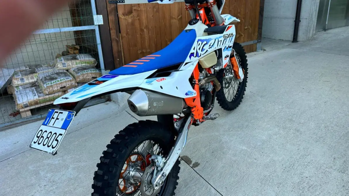 KTM 450 EXC-F Six Days (2024)  (3)