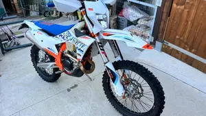 KTM 450 EXC-F Six Days (2024)  (4)
