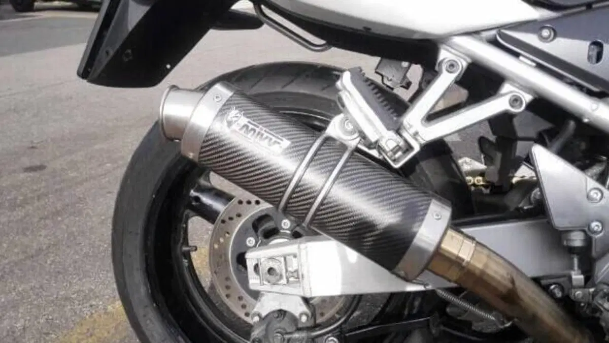 Suzuki GSF 1200 Bandit (2001 - 06)  (3)