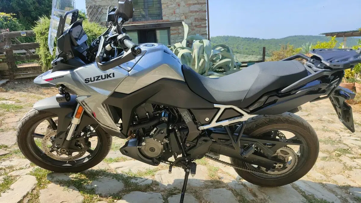 Suzuki V-Strom 800SE (2025 - 26)  (2)
