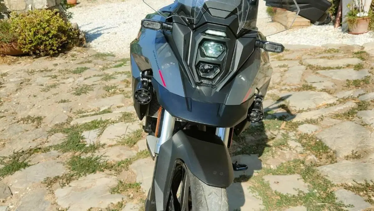 Suzuki V-Strom 800SE (2025 - 26)  (3)