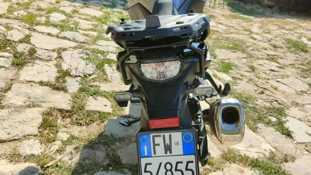 Suzuki V-Strom 800SE (2025 - 26)  (4)