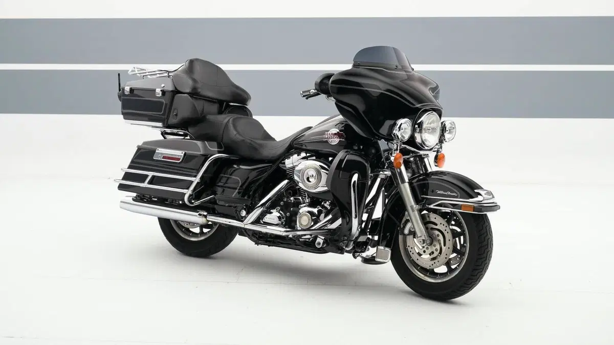 Harley-Davidson 1584 Electra Glide Ultra Classic (2007) - FLHTCU 