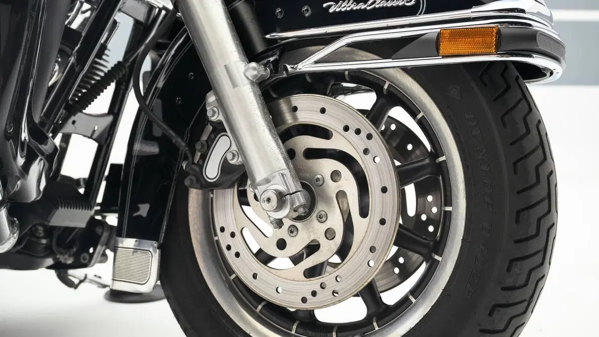Harley-Davidson 1584 Electra Glide Ultra Classic (2007) - FLHTCU  (7)
