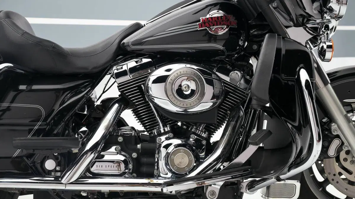 Harley-Davidson 1584 Electra Glide Ultra Classic (2007) - FLHTCU  (8)